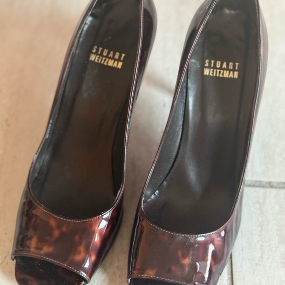 Stuart Weitzman-Tortoise Peep Toe Heels-Excellent Condition - Picture 5 of 6